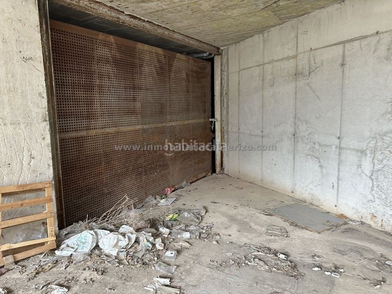 Foto 2b4eda0a-21a9-4e48-b22b-21f332ad09d8. Bâtiment à usage industriel dans Polígono Cantabria Logroño
