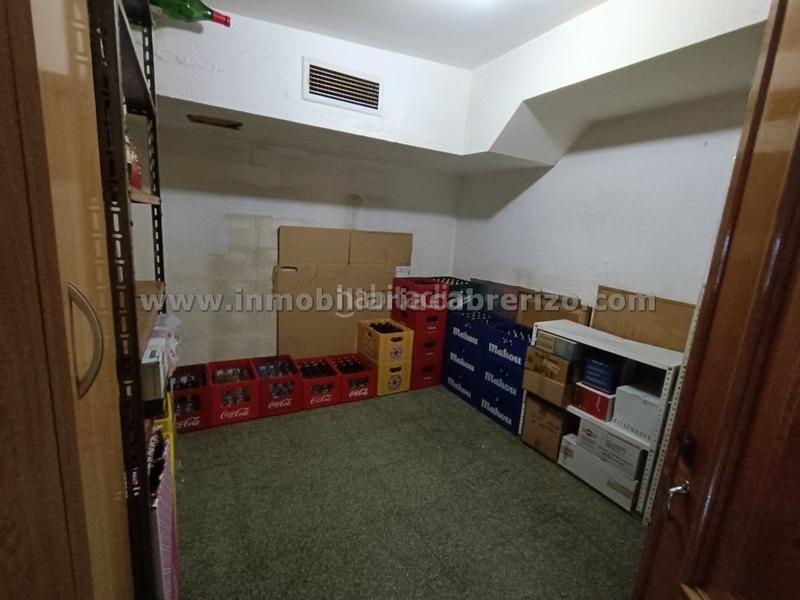 Foto a3e9fef0-e6fd-4853-b289-7afbc4486087. Local comercial en Oeste Logroño