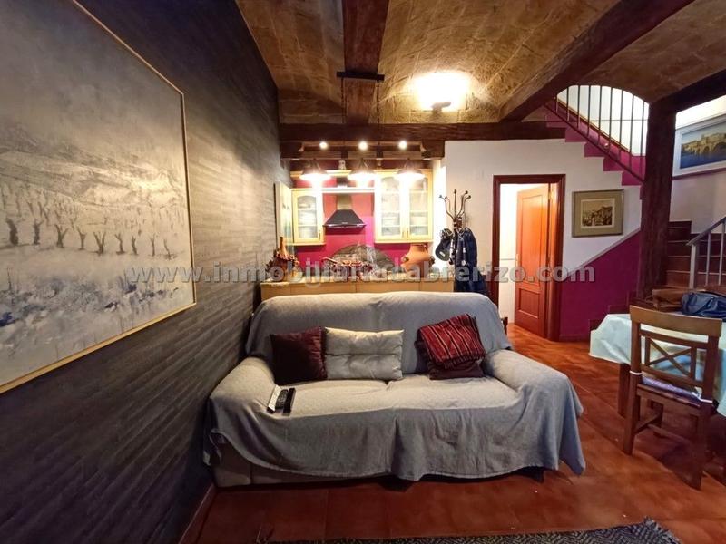 Foto a1874c6d-8fe0-47f3-8338-18ab115d9e95. Casa a schiera con riscaldamento parcheggio piscina in Logroño