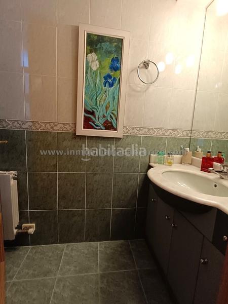 Foto b77dcb3c-644e-4541-9a4a-d4c93c5a5f10. Casa a schiera con riscaldamento parcheggio piscina in Logroño