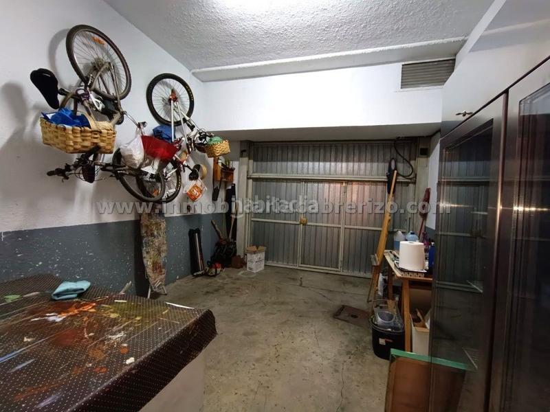 Foto c26522ba-26db-480c-8aae-be98f52f5c5b. Casa a schiera con riscaldamento parcheggio piscina in Logroño