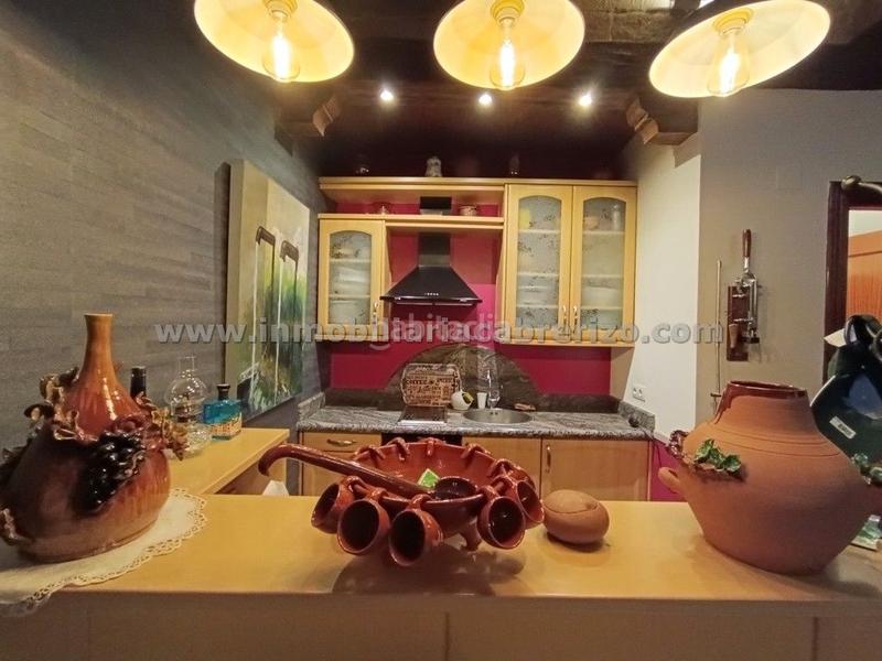 Foto ca00fc43-99c5-41ba-841f-9163481fddb4. Casa a schiera con riscaldamento parcheggio piscina in Logroño