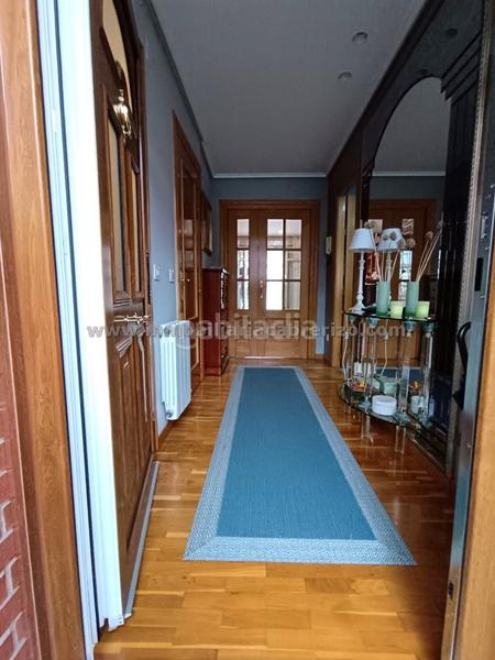 Foto b000e96b-b07e-4e1b-9150-8736b7db841e. Casa adosada en Portillejo - Valdegastea Logroño