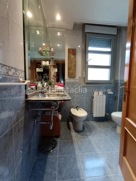 Foto 79a15fb2-862f-4fee-ace3-87a67d975de0. Maison jumelée avec chauffage parking piscine dans Portillejo - Valdegastea Logroño