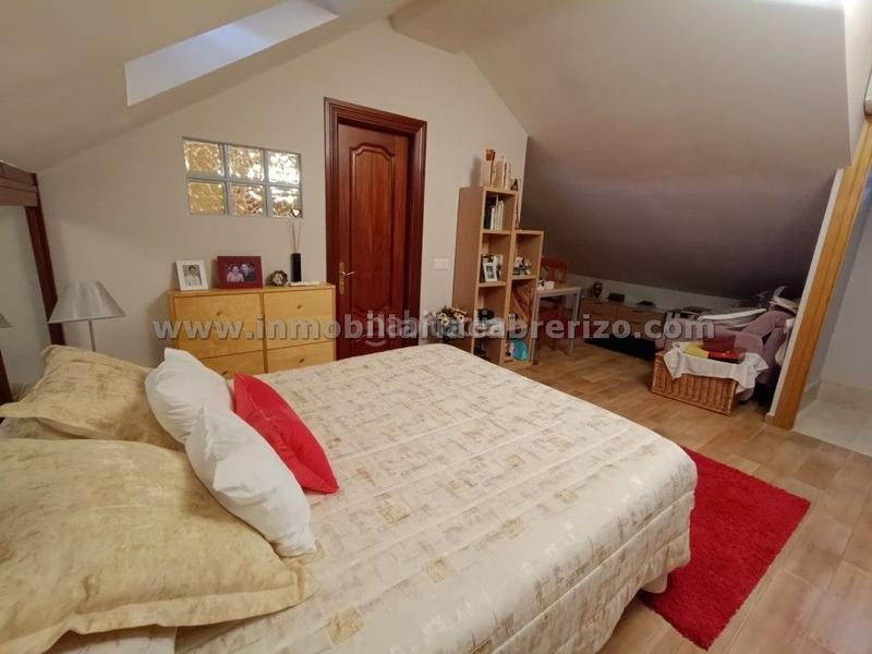 Foto b01d0705-82ef-4289-9280-2e9adbb1a5d2. Maison jumelée avec chauffage parking piscine dans Portillejo - Valdegastea Logroño