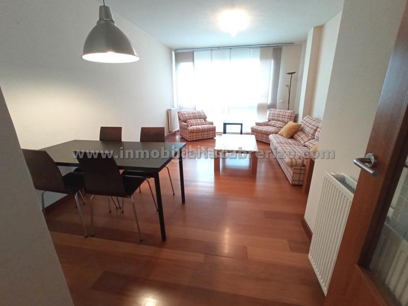 Foto 000529e5-c495-49d3-9a19-83216f4d9b5f. Apartament amb calefacció piscina a La Cava - Fardachón Logroño