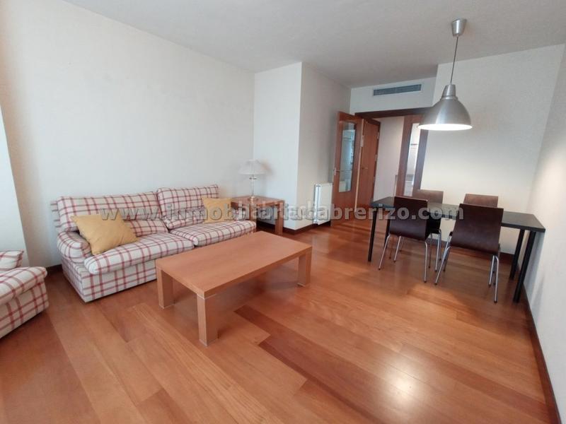 Foto 9dc2ef68-c0a6-4cf7-9e7b-ecf20f08c74d. Appartement mit heizung pool in La Cava - Fardachón Logroño