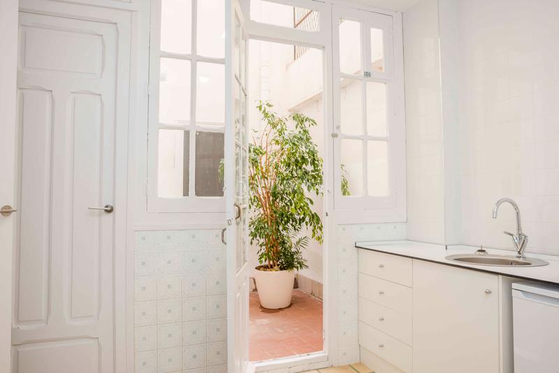 Foto e758adc6-39cd-4e93-a514-795267860bc5. Rent office space with heating in Gran Via Logroño