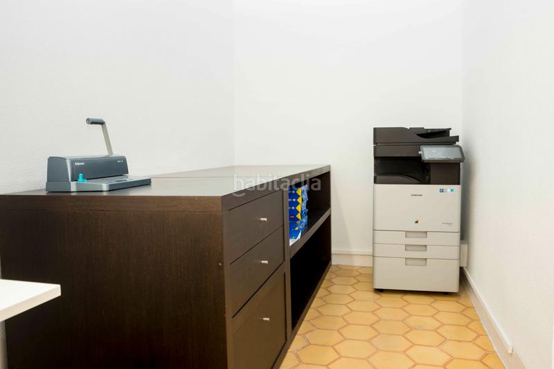 Foto f8ebf1ae-4781-41d5-aed4-e0305e90aa01. Rent office space with heating in Gran Via Logroño