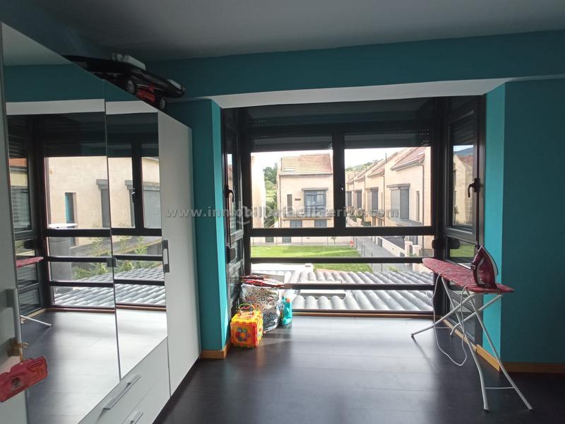 Foto afe8a08a-1228-4e94-9807-35593c0fc9f0. Casa adossada amb calefacció aparcament piscina a Alberite