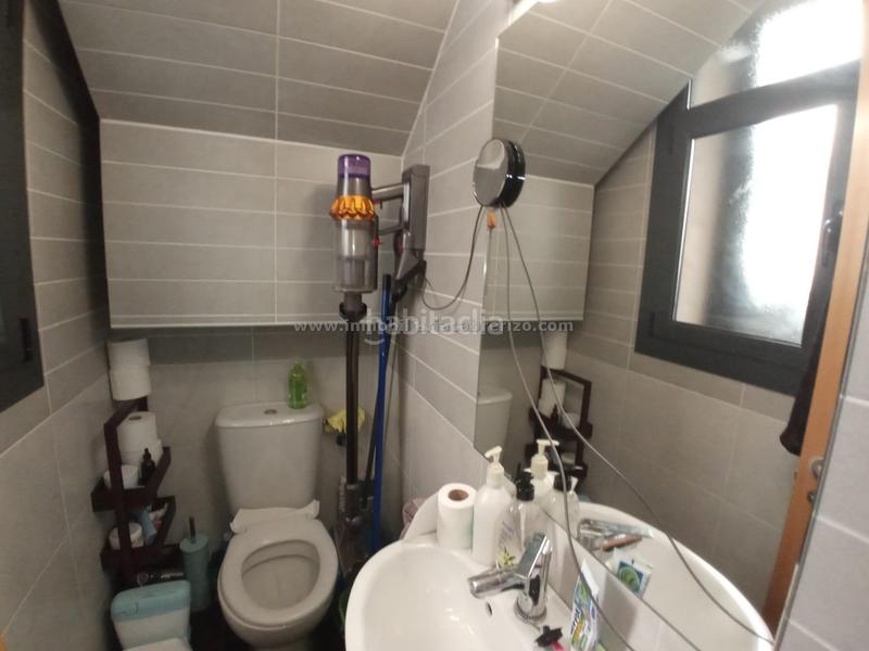 Foto d6611940-ead9-45d7-b2ac-9a9c66e2f505. Casa adossada amb calefacció aparcament piscina a Alberite