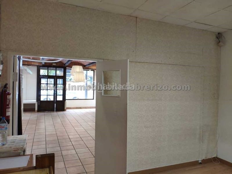 Foto 2418ef41-9e16-4b94-a76f-d88b0da7c5d1. Lloguer local comercial a Oeste Logroño