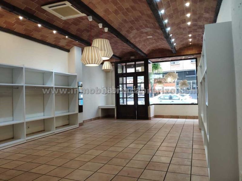 Foto 422bed32-58e7-4bba-90c6-6f888e21da29. Lloguer local comercial a Oeste Logroño