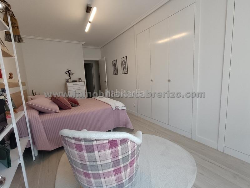 Foto a94c5ddd-8803-45ee-a4d2-05b70dfaa4d0. Pis amb calefacció aparcament a San Adrián Logroño