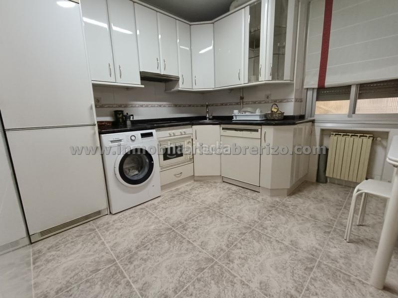 Foto c2235db6-c95b-4df9-8c52-c25ce6e42430. Piso fantástico piso en el centro en Jesuitas Logroño