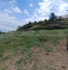 Terreny residencial  Calle carretera de logroño. Terreno urbano con pabellón en navarrete