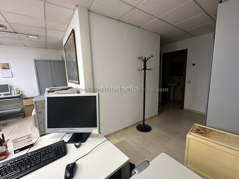 Foto 90612d70-e03c-42eb-a6a9-eb8409a07440. Büro mit heizung in Gran Via Logroño