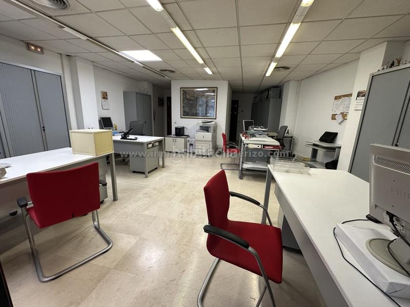 Foto 97138070-8340-436a-b30f-b77dceec4e44. Büro mit heizung in Gran Via Logroño