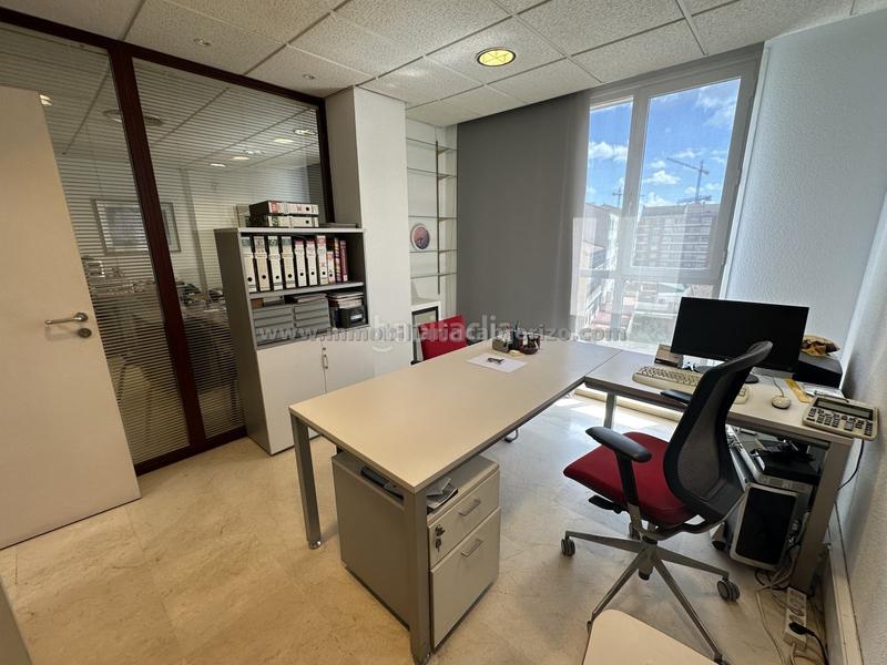 Foto bb62c079-4ff8-402e-9133-0ed5037210b3. Büro mit heizung in Gran Via Logroño