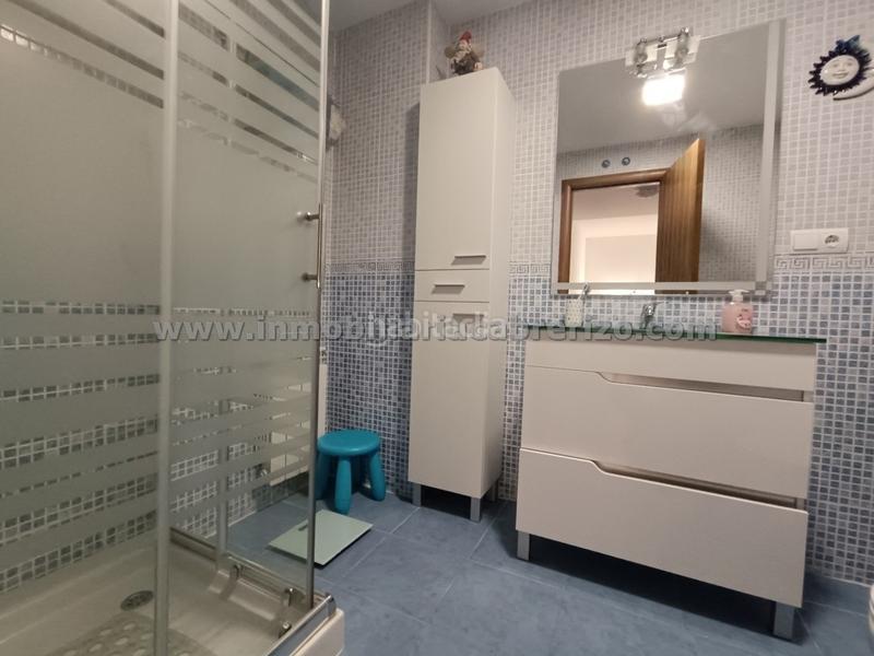Foto bcd60212-7267-40bb-a1ab-24bdf3fea48e. Casa a schiera con camino riscaldamento parcheggio in Sojuela
