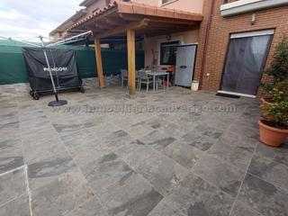 Casa adossada  Calle robledillo. Oportunidad adosado en sojuela