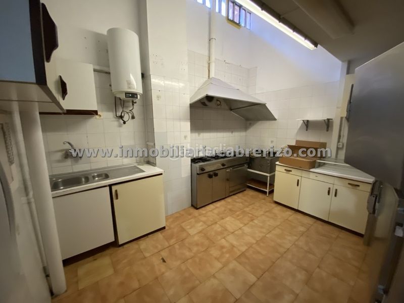 Foto 0f63c3f0-3de3-4002-9a0c-46569a2471df. Local comercial a Juzgados Logroño