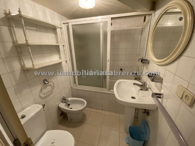 Foto 20a82dd8-8e22-445a-875c-622d4fc73d8c. Local comercial a Juzgados Logroño