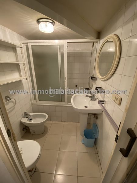 Foto 79dd266f-88d2-4b23-b344-e24a0d93c920. Local comercial a Juzgados Logroño