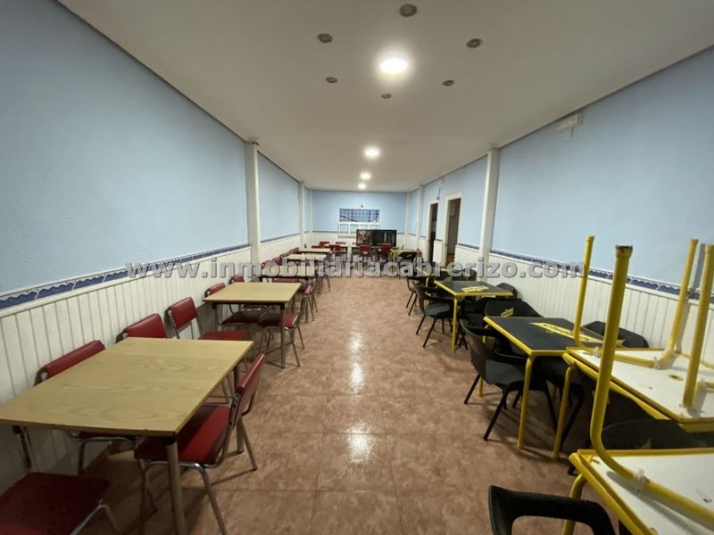 Foto d0c7058e-3fa0-427c-8615-e0d00522e627. Local comercial a Juzgados Logroño