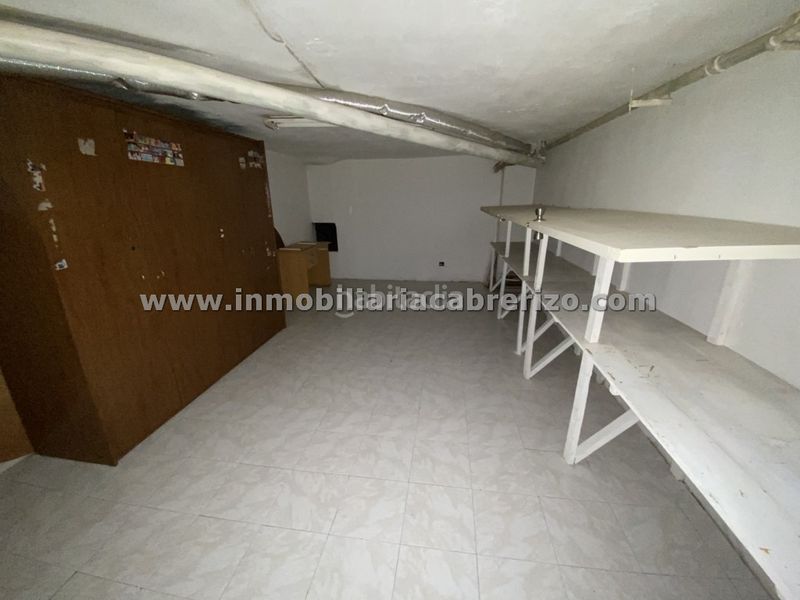 Foto d580f455-bd3d-4e7a-a68f-9c413ef852c5. Local comercial a Juzgados Logroño