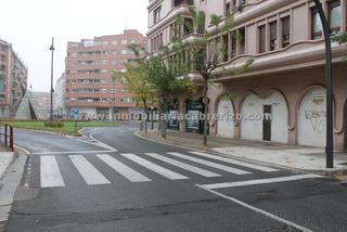 Local Comercial en Calle Pepe Blanco 11