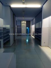 Local Comercial en Calle Beti Jai 10