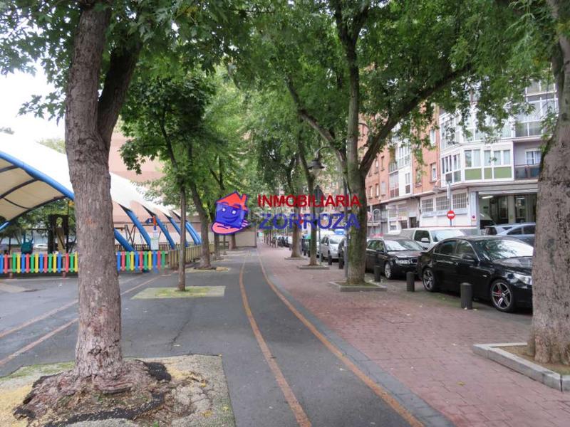 Foto 04cbc69c-619d-4ffe-9798-74cb4648ebc5. Local comercial a Zorrotza Bilbao