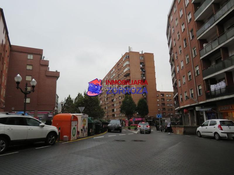 Foto 73b6f833-7a22-401b-a75a-86283eff8107. Local comercial a Zorrotza Bilbao