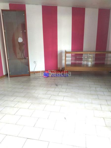 Foto 08f2384a-5055-470b-89a8-14e3d6a19fc1. Lloguer local comercial a Zorrotza Bilbao