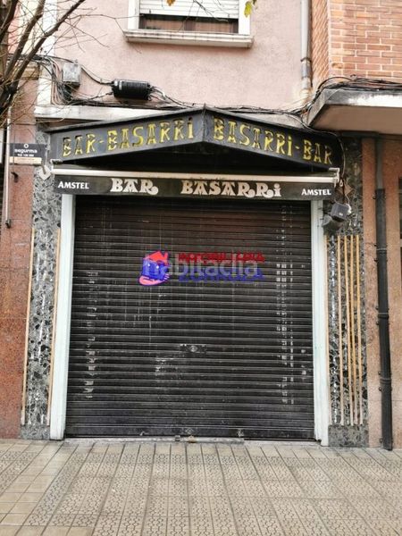 Foto b165ed7f-74af-4e8e-90da-4af89b50bcc8. Local comercial a Altamira Bilbao