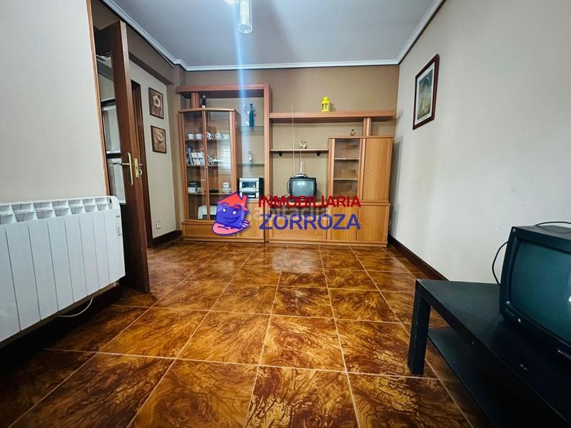 Foto 24c792e6-99f4-419e-b6c2-8e4382fd77b6. Flat with heating in Zorrotza Bilbao