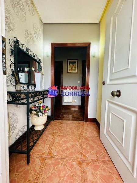 Foto 31f9ff1f-c9e0-4082-a45c-b544066b50f0. Flat with heating in Zorrotza Bilbao