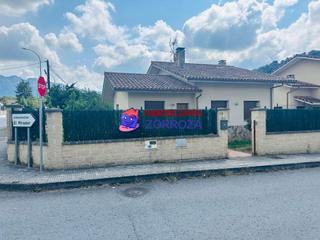 Xalet  Calle entremercados. Vendo chalet con alquiler a opción a compra