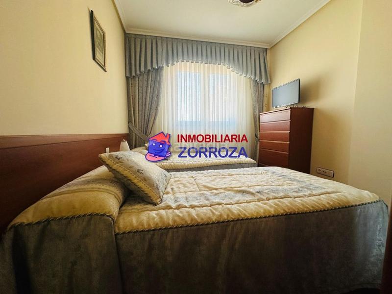 Foto b0c6f1c8-57f9-4ad8-82df-f0400762812f. Pis amb calefacció piscina a Centro Castro - Urdiales