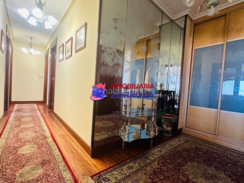 Foto f92a0dc1-98cf-4631-9a31-2325c8533498. Pis amb calefacció piscina a Centro Castro - Urdiales