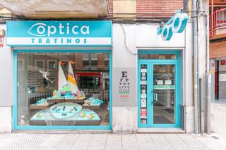 Local Comercial a Calle rosa m menendez lopez 3. Oportunidad de bajo comercial en rentabilidad