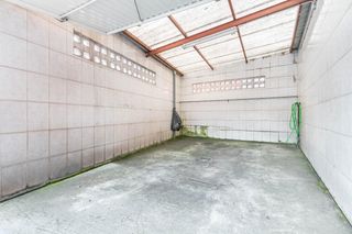Autoparkplatz in Mina baltasara 18. Atención cochera cerrada zona de lavado