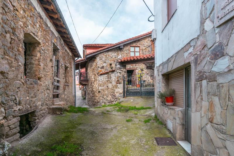 Foto c180913f-1c8a-48bb-b01c-69156e89267a. Casa en carraluz ven al paraiso en carraluz!!! en Lena