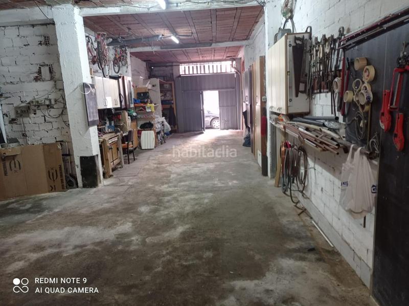 Foto 0b2f40a5-fa19-4cf3-9ee4-3cf2bb041943. Aparcament cotxe a calle fernando moran lavandera 4 a Gijón