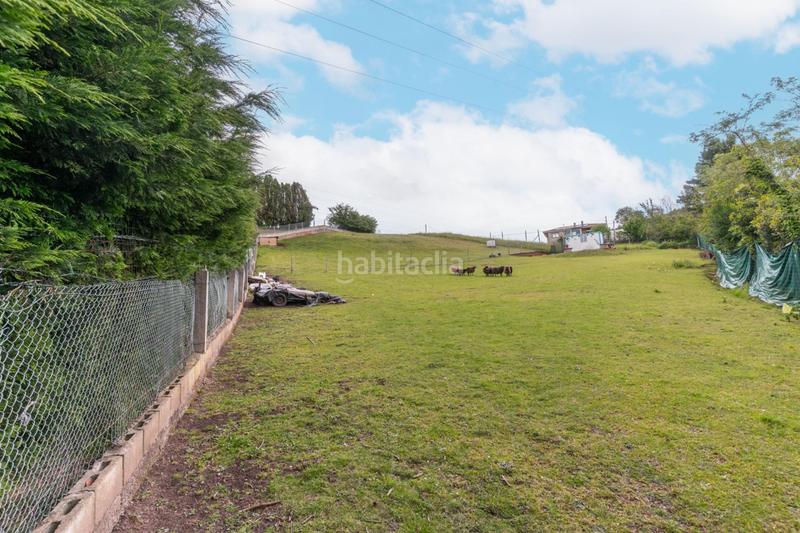 Foto df5dd74e-2f6a-4f75-a1f4-375963f5c11a. Terreny residencial a camino camín de robustiano a Gijón