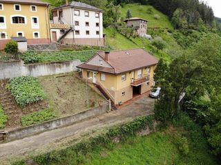 Casa en Riocastiello 28. Bienvenidos a vuestro refugio en asturias !!!