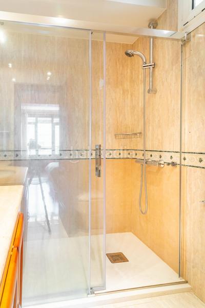 Foto 5d3807e3-3447-47d4-bc39-c295fb27a757. Pis a uria 76 a Salesas - Foncalada - Campoamor Oviedo