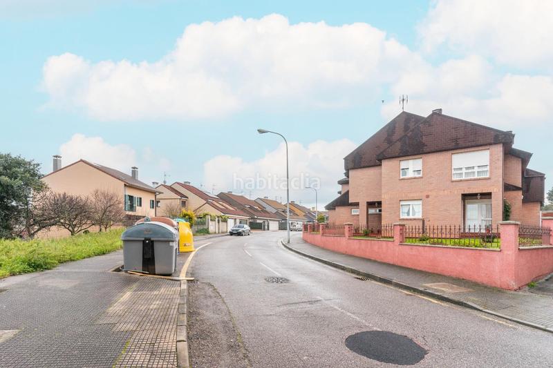 Foto d6d6dad9-9ffc-4ef6-954a-6798e36b1b39. Wohngrundstück in calle calle de bernardino guardado in Avilés