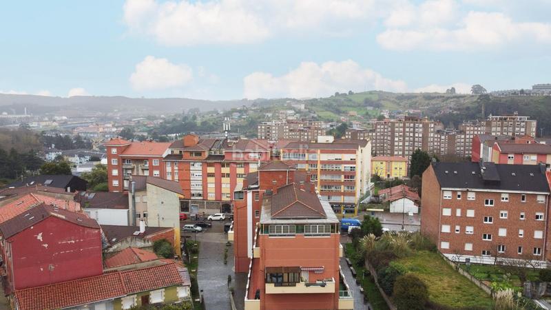 Foto f474a642-c79c-4dcd-80f9-5b02fc2a8019. Wohngrundstück in calle calle de bernardino guardado in Avilés